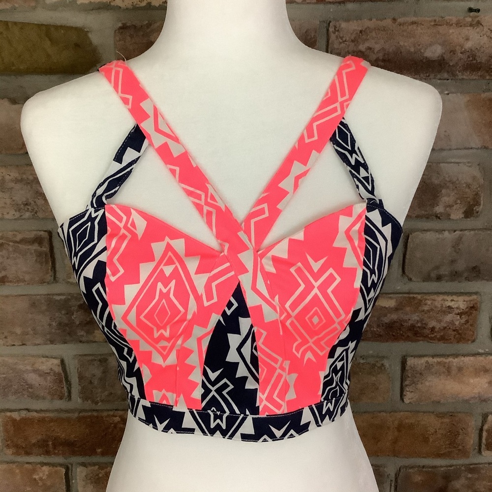 FLYING TOMATO Aztec Print Back Zip Crop Top SZ-S - Picture 1 of 11